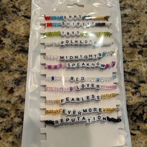 Taylor Swift Friendship Bracelets